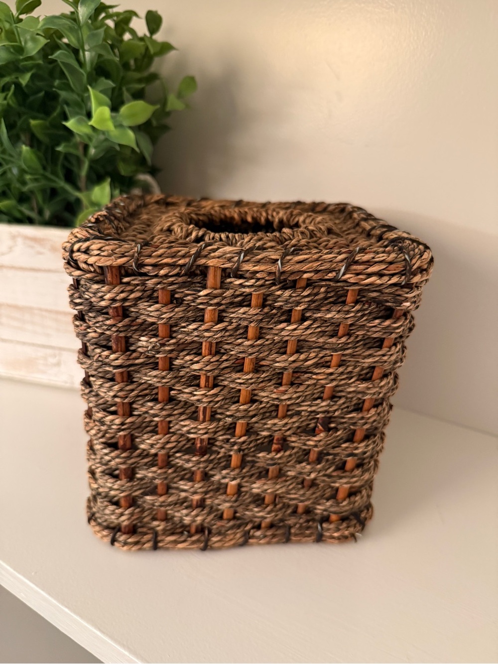 Handwoven Seagrass Tissue Box Cover | Rustic Farmhouse Coastal Decor